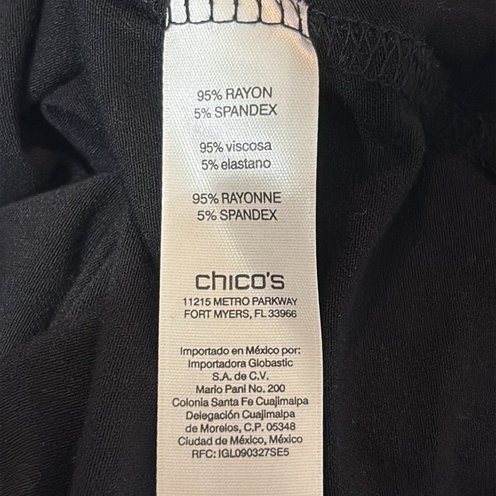 Chicos The Ultimate Tee Long Sleeve TShirt Womens Size 0 (Small 4) Black - Picture 8 of 8